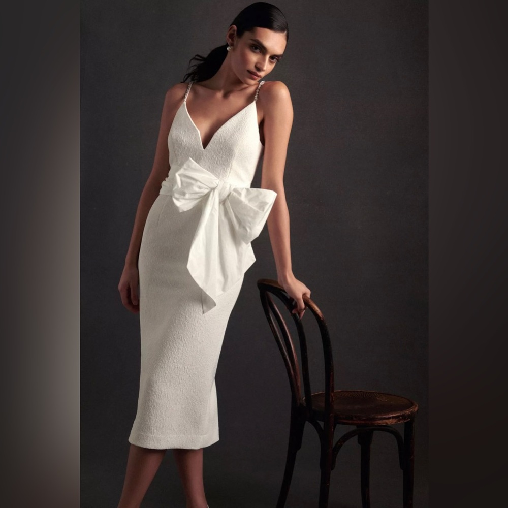 BRAND NEW Rebecca Vallance Genevieve Bow V-Neck Sheath Midi Dress